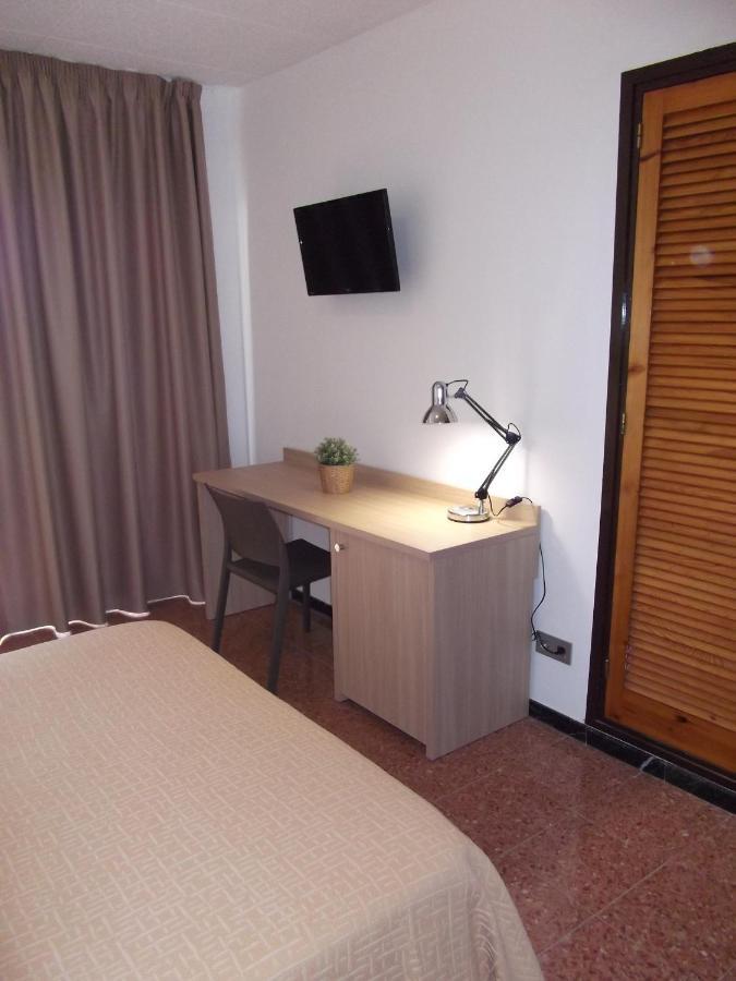 Hotel Mediterrani Express Калелья Экстерьер фото