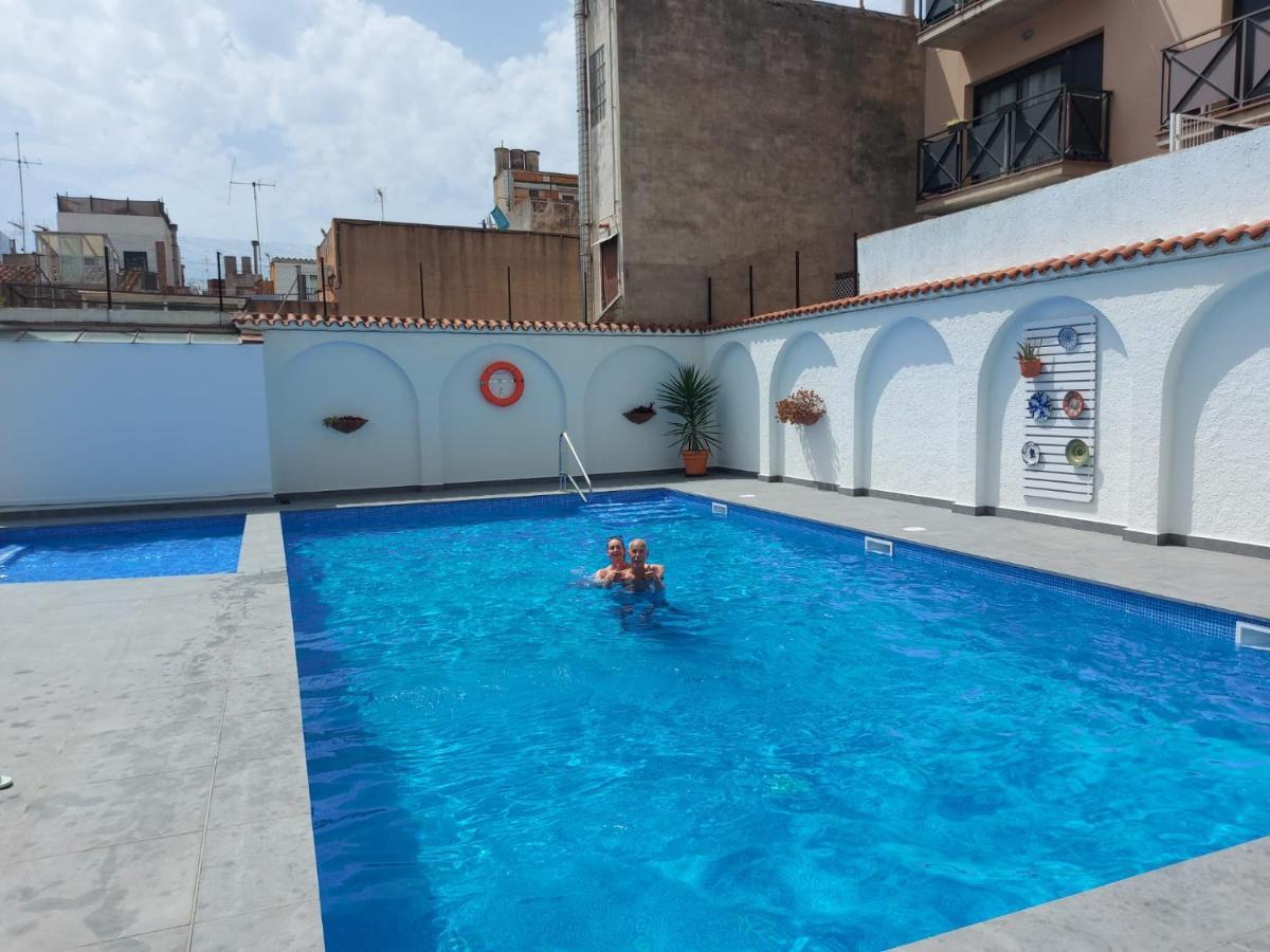 Hotel Mediterrani Express Калелья Экстерьер фото