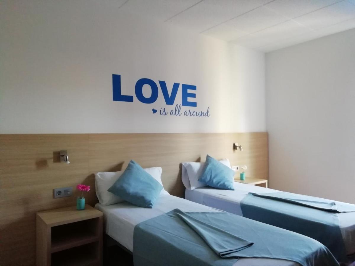 Hotel Mediterrani Express Калелья Экстерьер фото