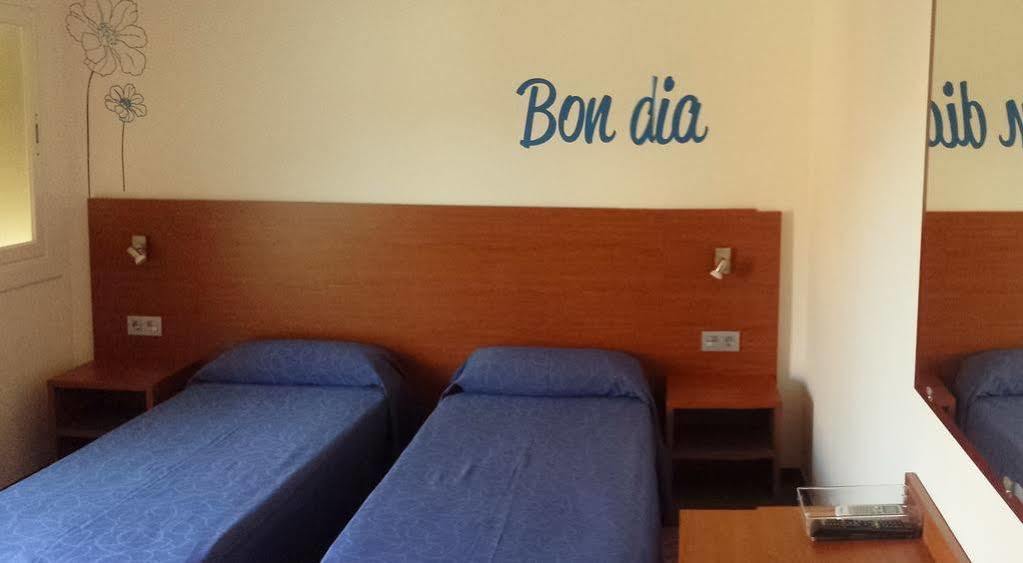Hotel Mediterrani Express Калелья Экстерьер фото