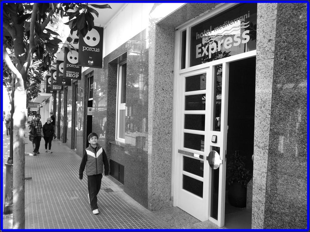 Hotel Mediterrani Express Калелья Экстерьер фото
